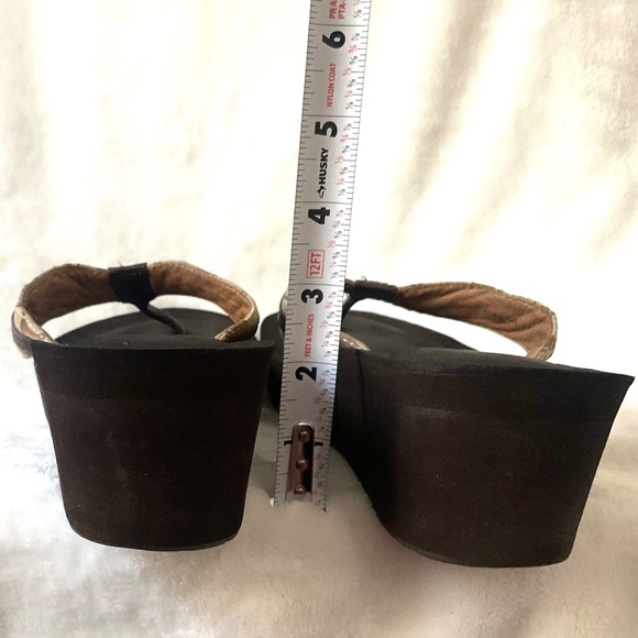 Brown Coach Jaden Wedge Heel Open Toe Flip Flops Size 11 - Picture 10 of 12